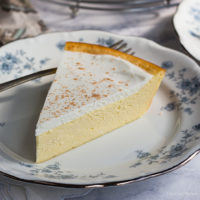 An easy low carb cheesecake perfect for Atkins, Keto, & LCHF diets.