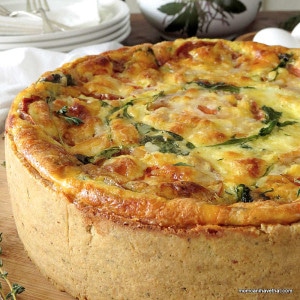 Ham & Arugula Quiche with Creamy Havarti & Smoked Gouda Cheese | low carb, gluten-free | lowcarbmaven.com
