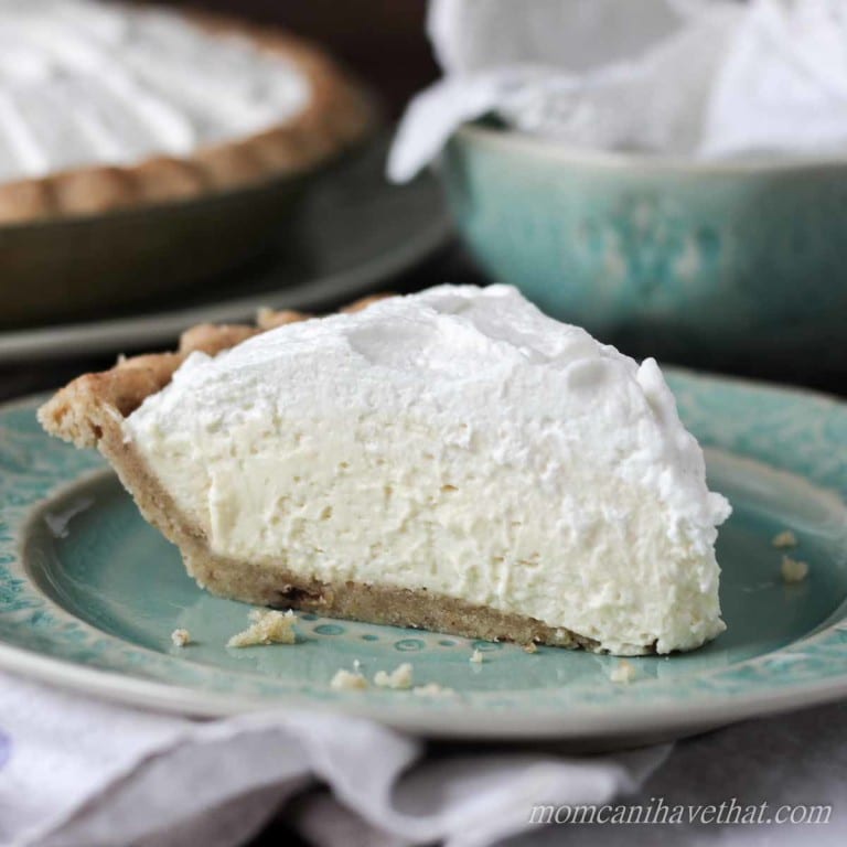 Fluffy Keto Banana Cream Pie | Low Carb Maven