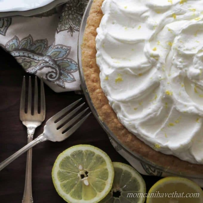 Low Carb Lemon Curd Pie is an easy Summer favorite in my house. | low carb, gluten-free, paleo, thm | lowcarbmaven.com