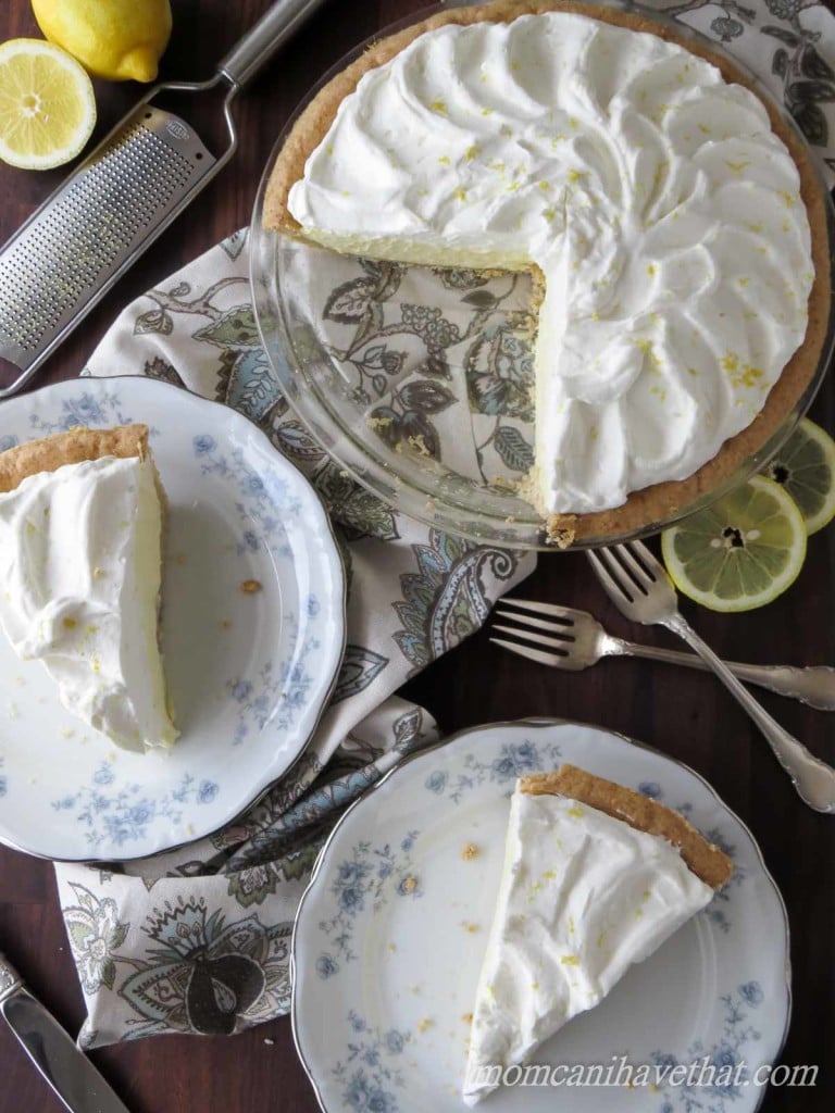 Low Carb Lemon Curd Pie is an easy Summer favorite in my house. | low carb, gluten-free, paleo, thm | lowcarbmaven.com