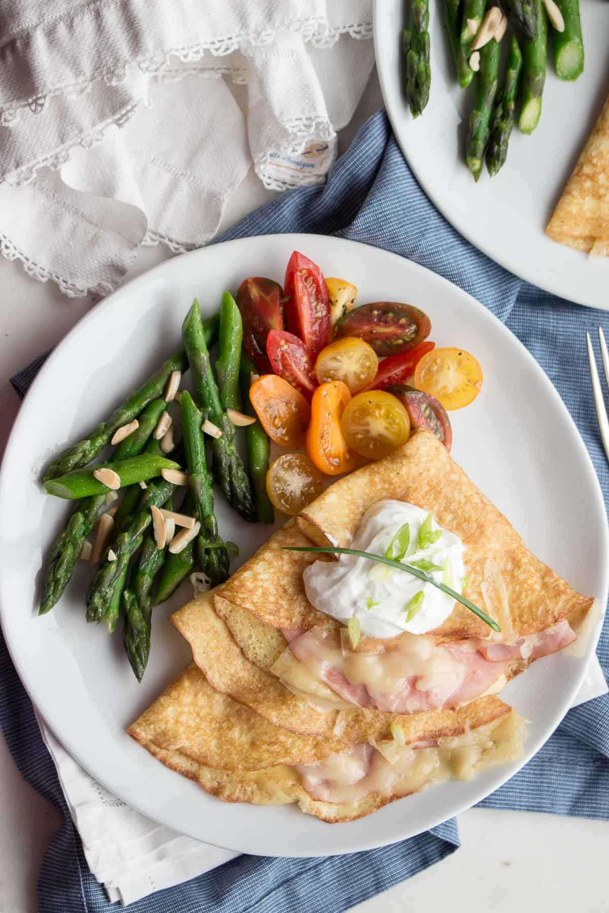 Ham and Swiss Crepes are super easy and tasty. They are perfect for breakfast, lunch, or brunch! | low carb, gluten-free, keto, thm