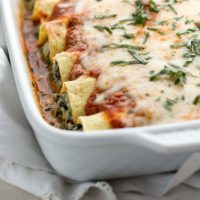 Low carb spinach manicotti stuffed with spinach and ricotta cheese.