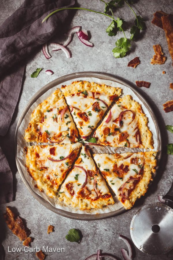 BBQ chicken pizza on a chicken crust is easy and delish! #chickenpizza #chickencrustpizza #chickenpizzacrust #keto #lowcarb